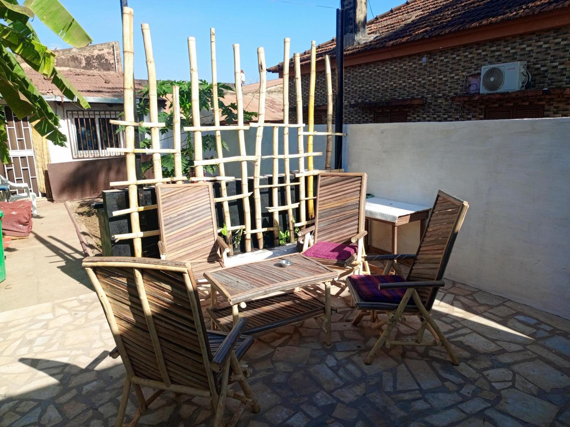 Casa Cacheu Homestay Guest House ビサウ エクステリア 写真