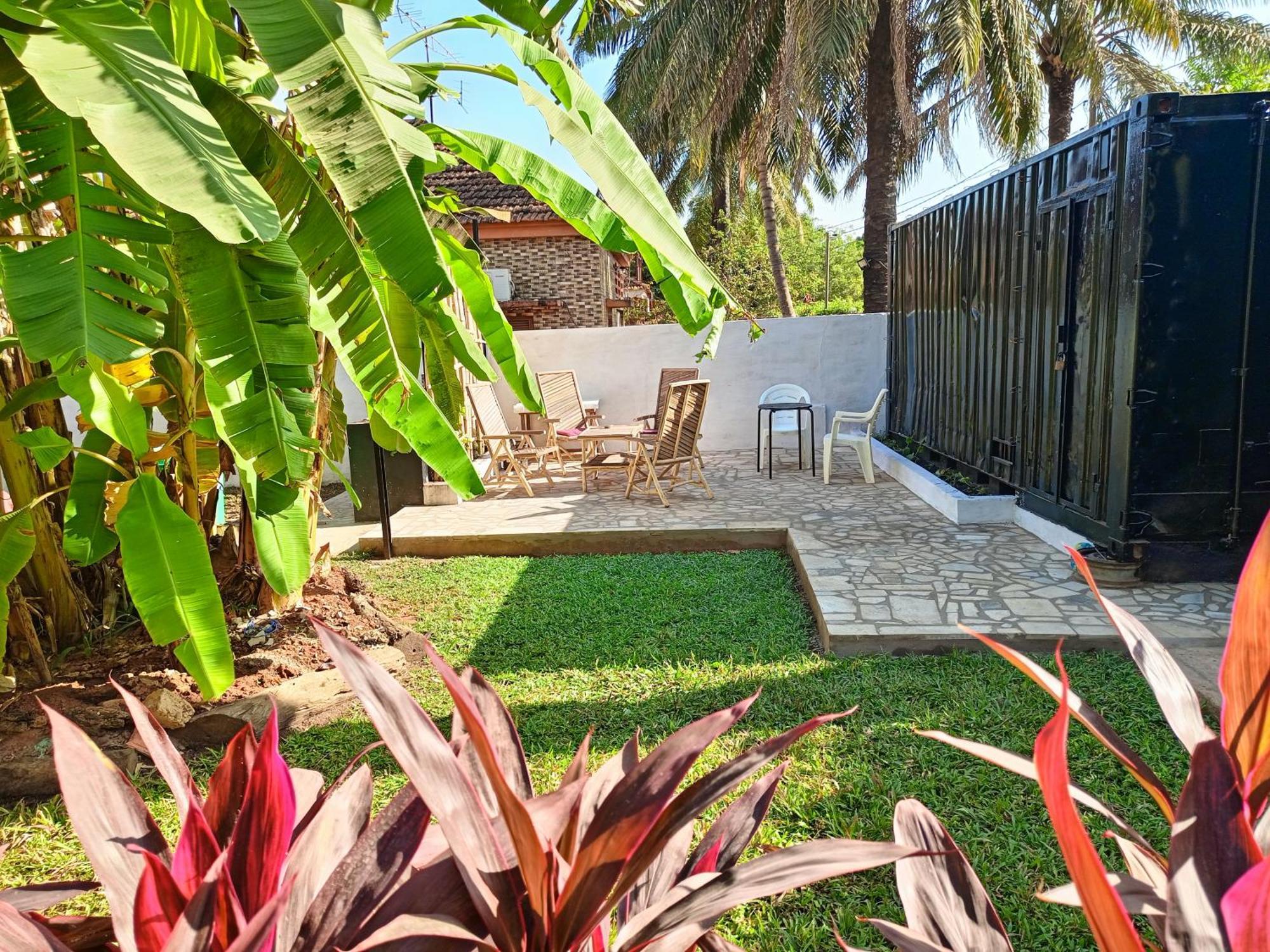 Casa Cacheu Homestay Guest House ビサウ エクステリア 写真